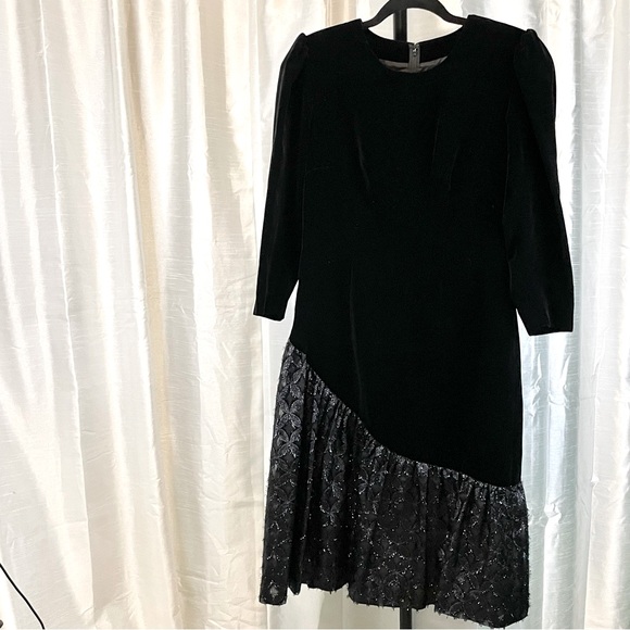 80s/90s Vintage Black Velvet dress with lace size small/medium NO TAG handmade - Picture 1 of 13